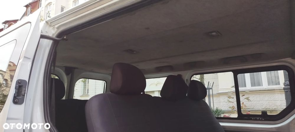 Renault Trafic - 17