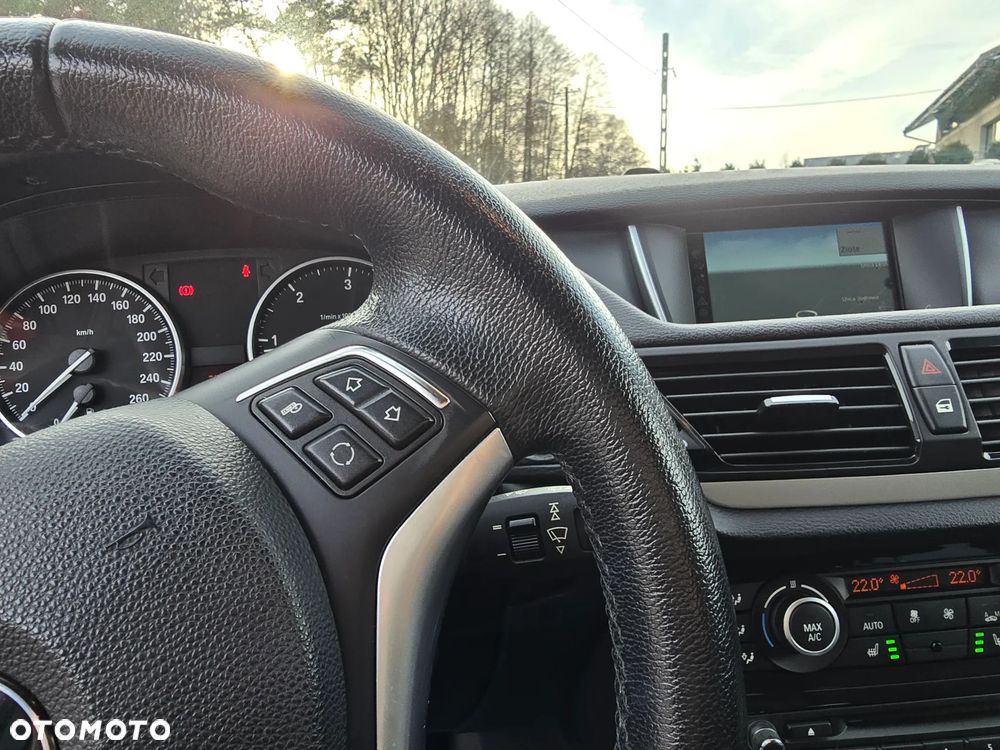 BMW X1 xDrive18d xLine - 33