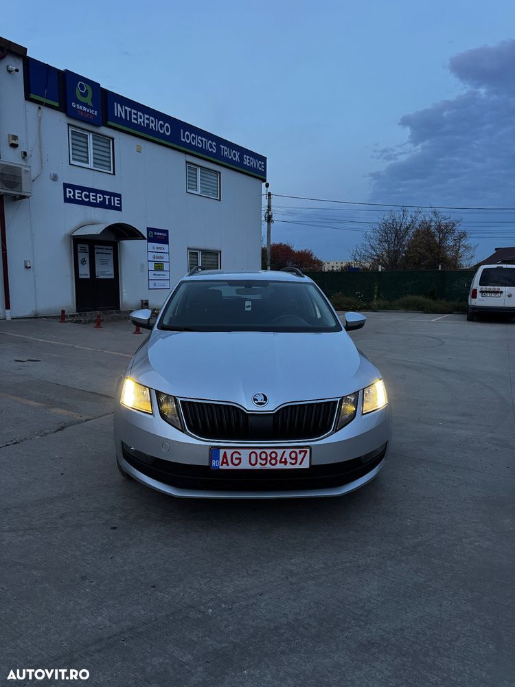 Skoda Octavia - 2