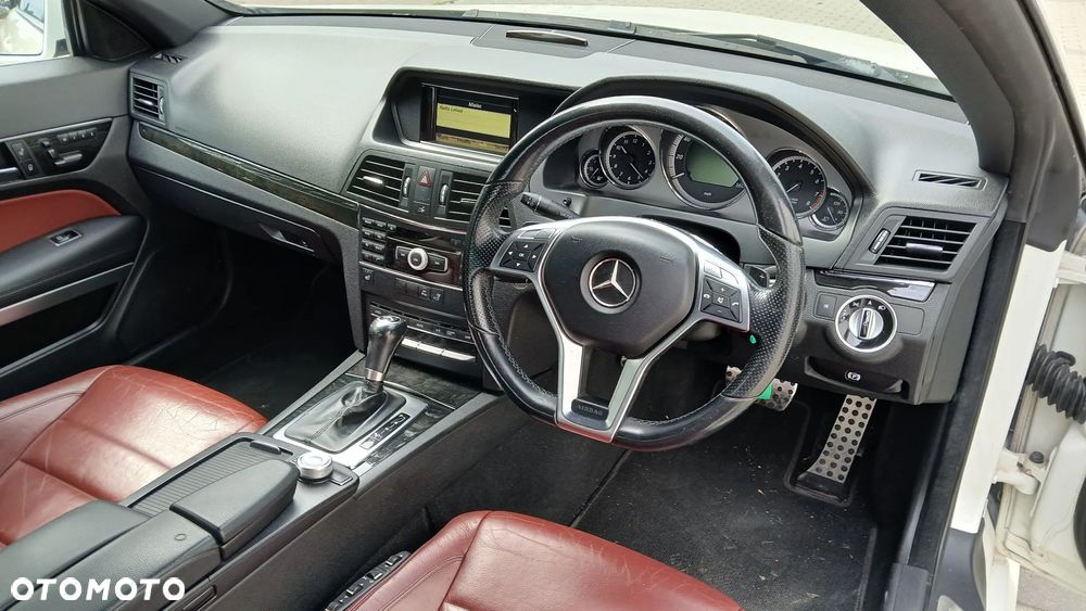 Mercedes-Benz Klasa E 250 CGI BlueEffICIENCY - 13