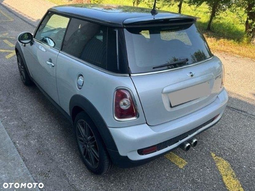 MINI Cooper S 50 Camden - 16