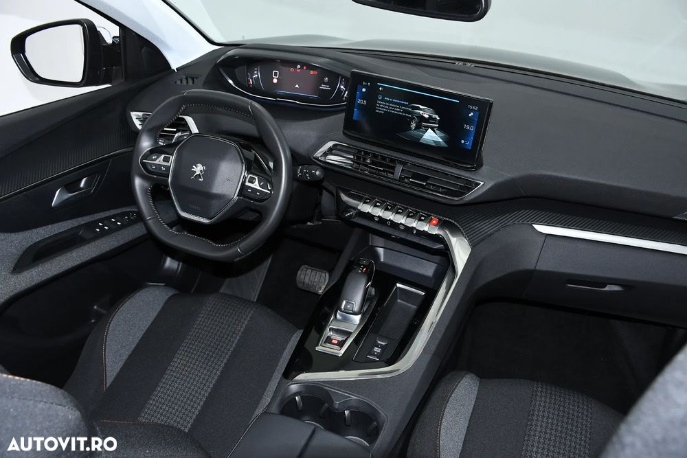 Peugeot 3008 1.2 PureTech Turbo S&S EAT6 Allure - 5