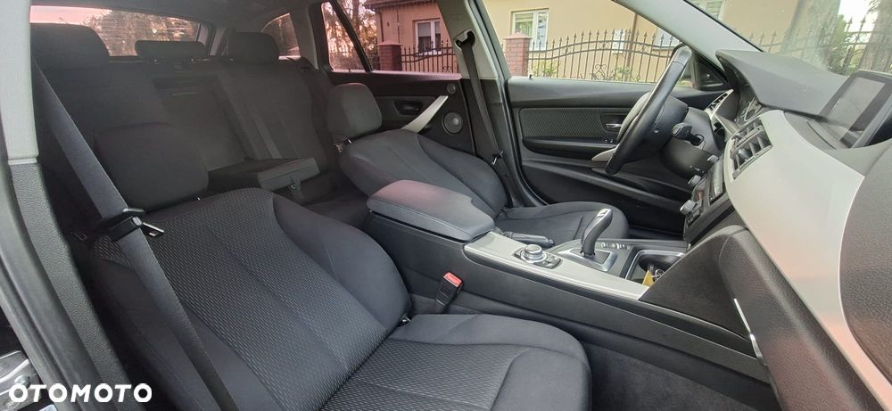 BMW Seria 3 316d - 19