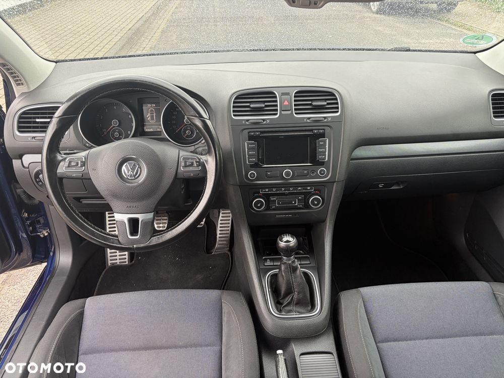 Volkswagen Golf - 11
