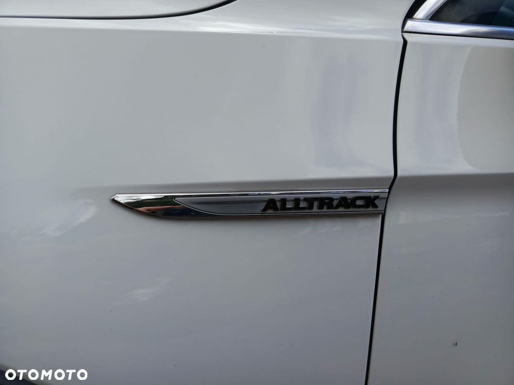 Volkswagen Passat Alltrack 2.0 TDI SCR 4Mot DSG - 24