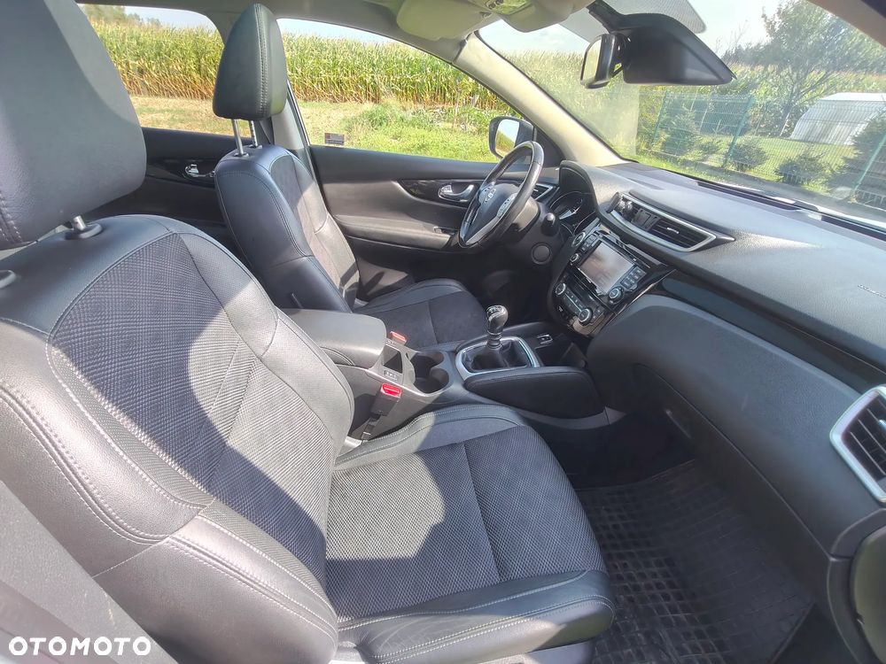 Nissan Qashqai 1.6 DCi Tekna - 18