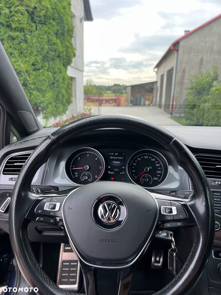 Volkswagen Golf - 17