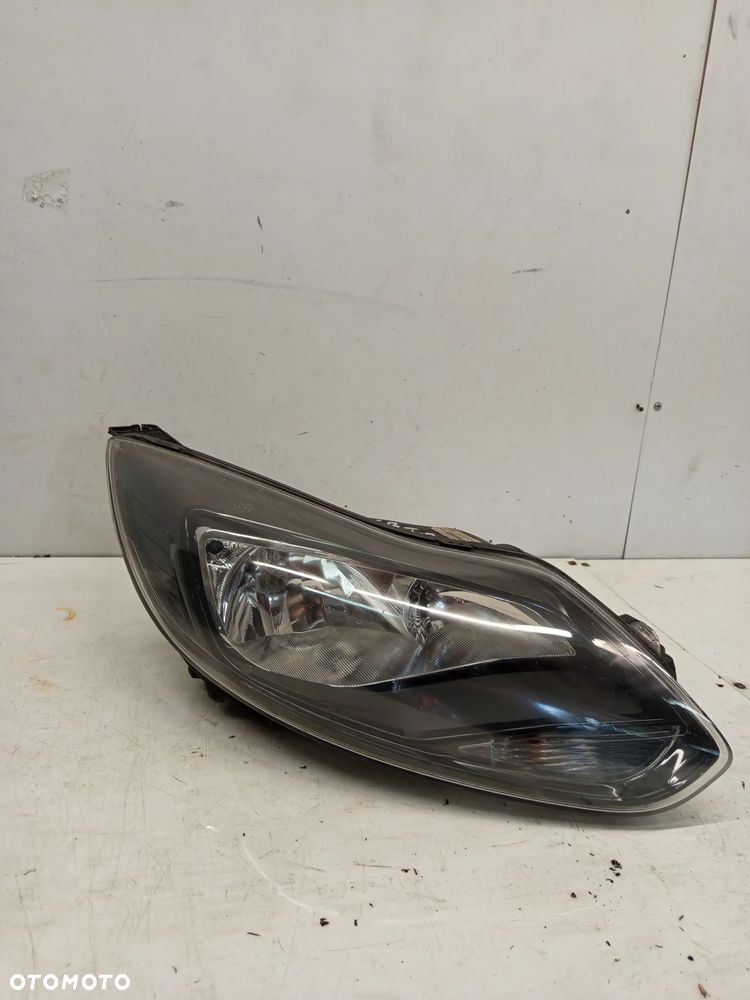 + LAMPA PRZOD PRZEDNIA PRAWA FORD FOCUS MK3 - 3