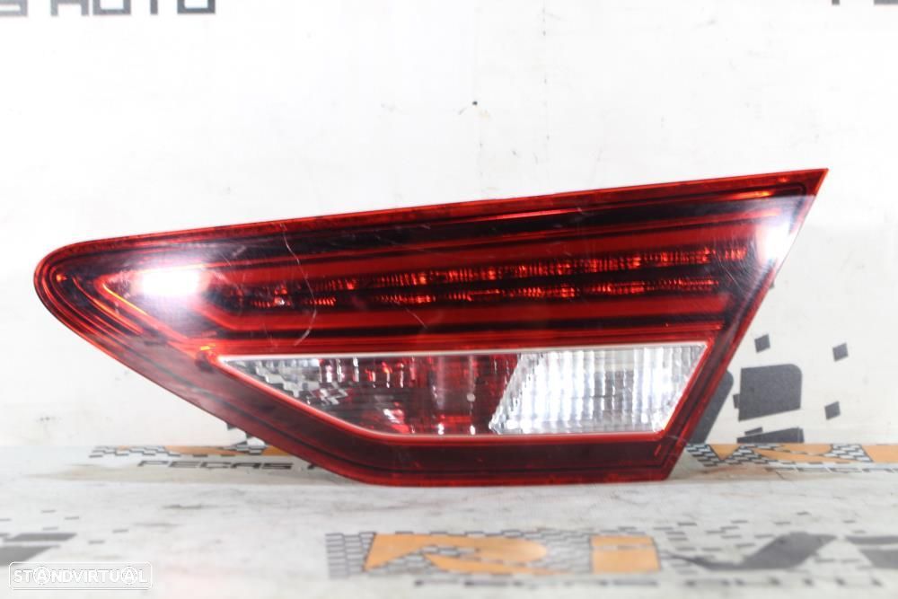 Farolim Direito Seat Leon (5F1)  5F0945308f / 90037401 / Passageiro Ma - 1