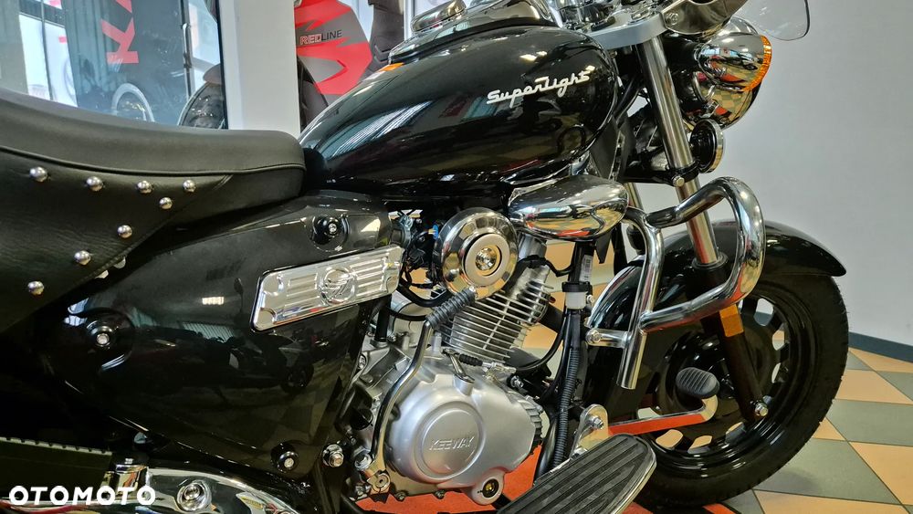 Keeway Superlight - 8