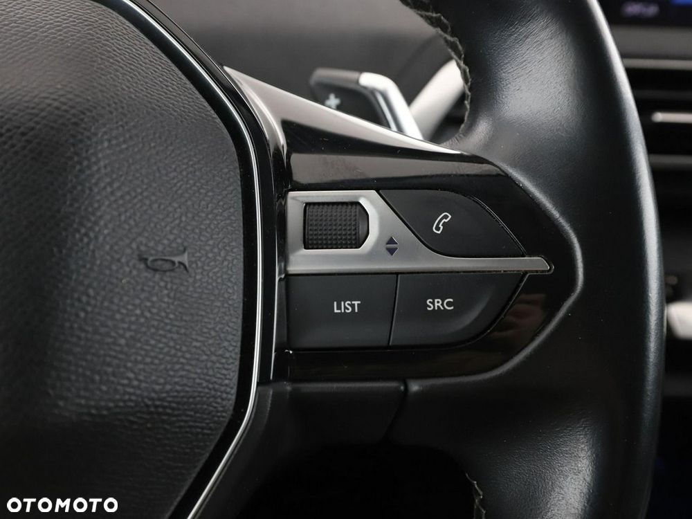 Peugeot 3008 BlueHDi 130 Stop & Start EAT8 Allure Business-Paket - 32