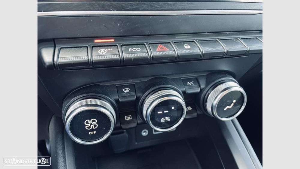 Mitsubishi Colt 1.0 MPI-T Invite - 19