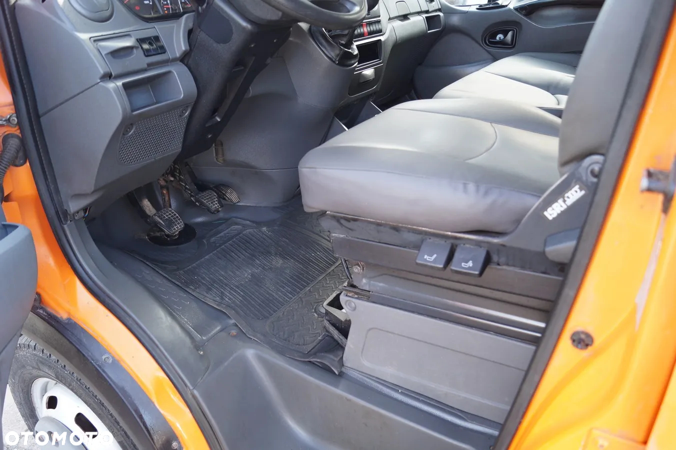 Iveco DAILY - 16