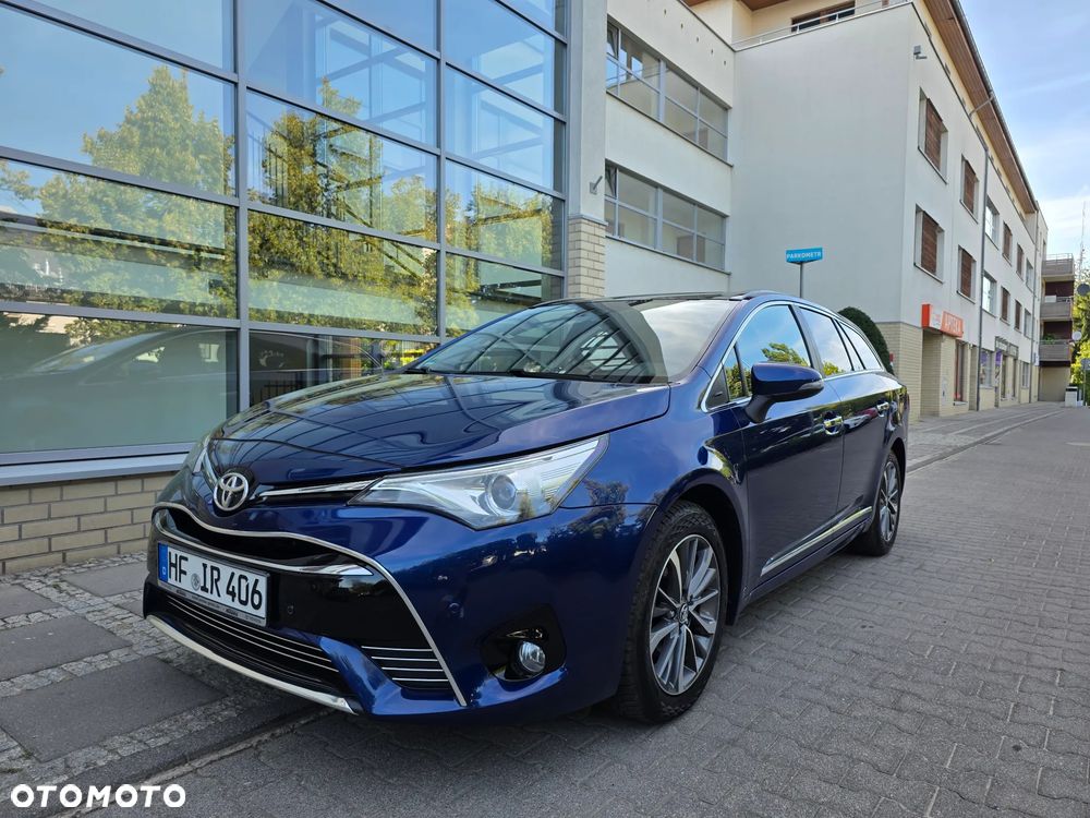 Toyota Avensis - 2