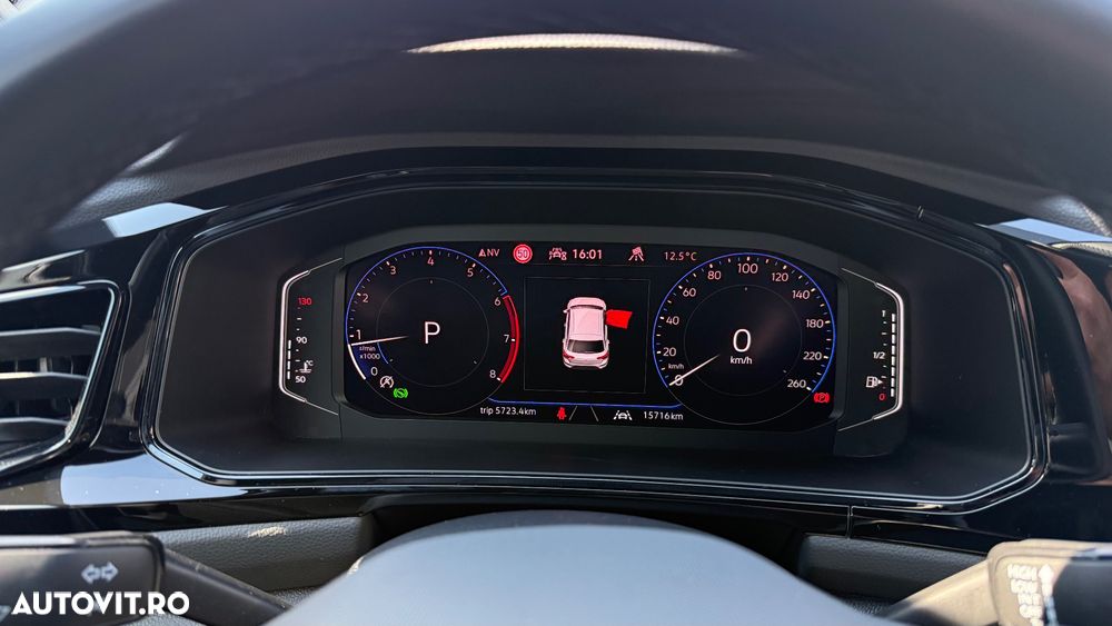 Volkswagen T-Roc 2.0 TSI 4Mot DSG Style - 10