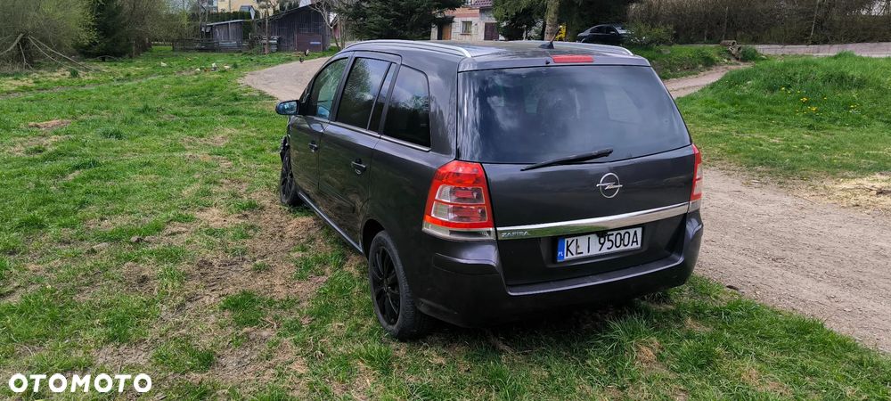 Opel Zafira 1.8 - 4