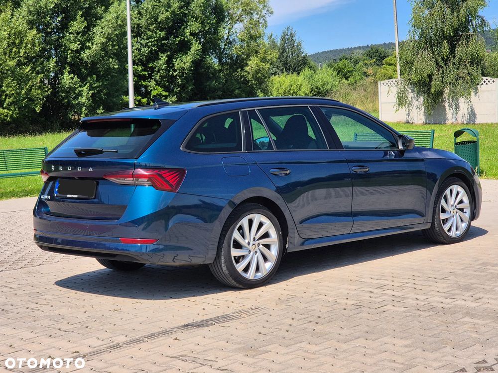 Skoda Octavia 2.0 TDI Sportline - 4