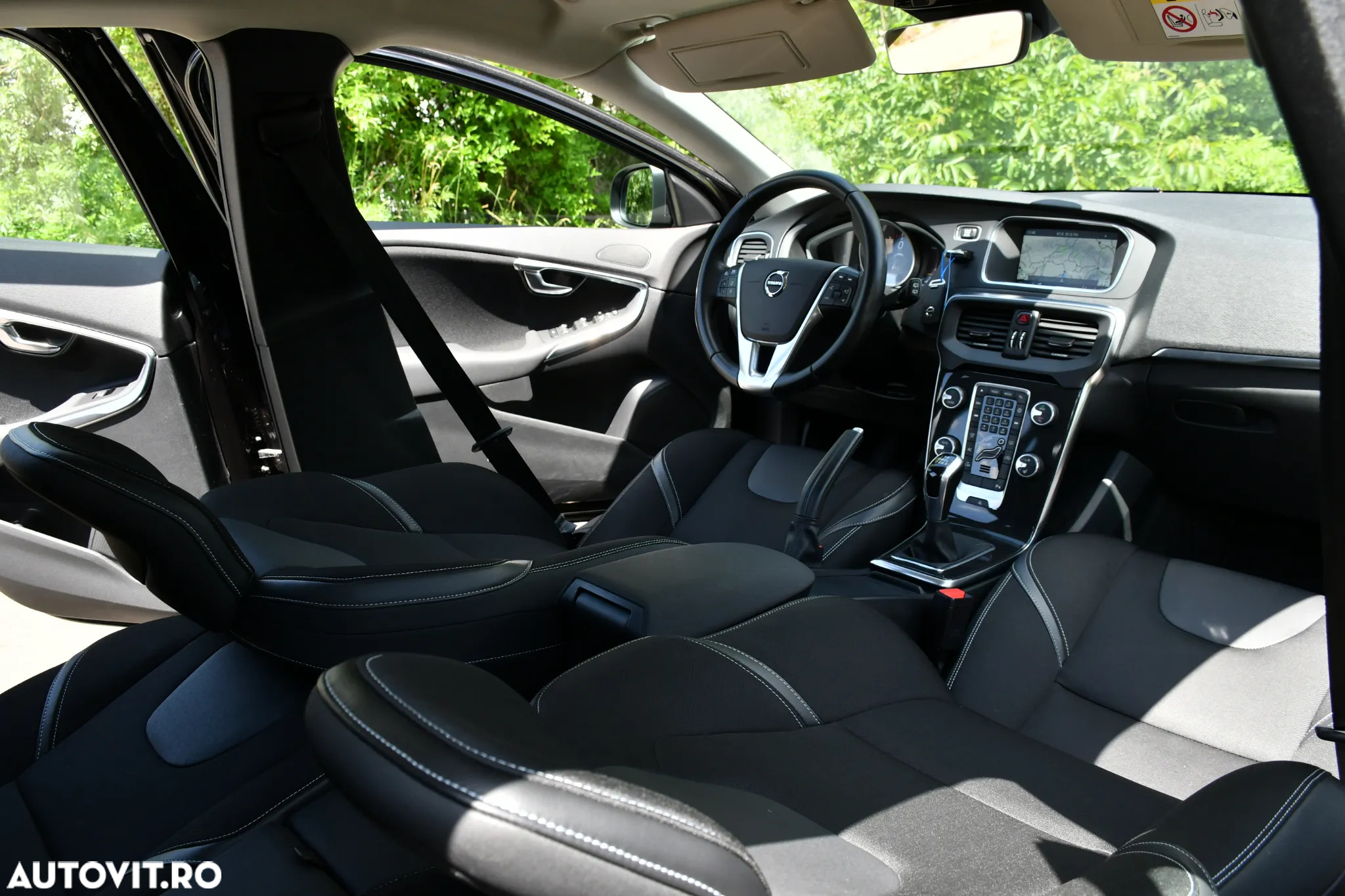 Volvo V40 T2 Summum - 5