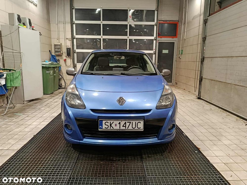 Renault Clio 1.6 16V GT - 2