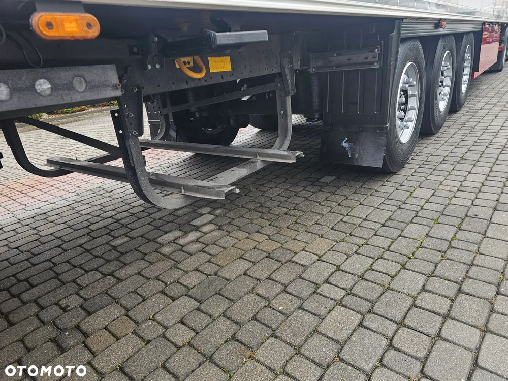 Schmitz Cargobull CHŁODNIA THERMO-KING SLXi300 Kwiatowa szer.2.50 - 15