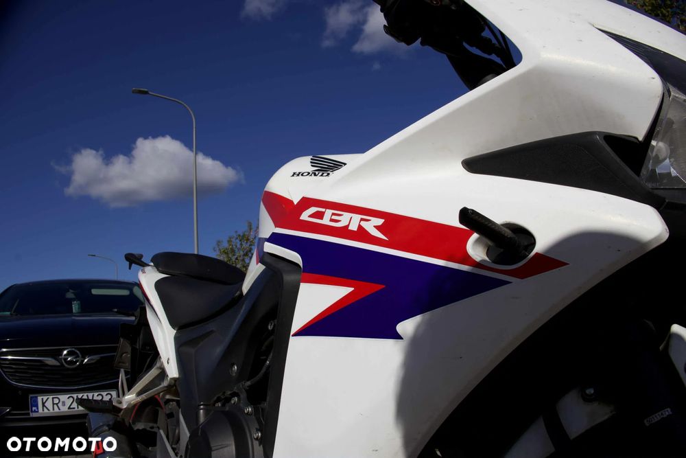 Honda CBR - 9