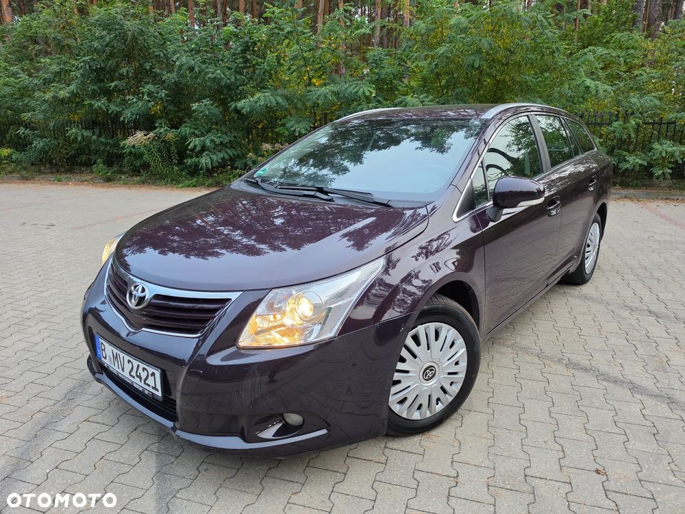 Toyota Avensis - 2