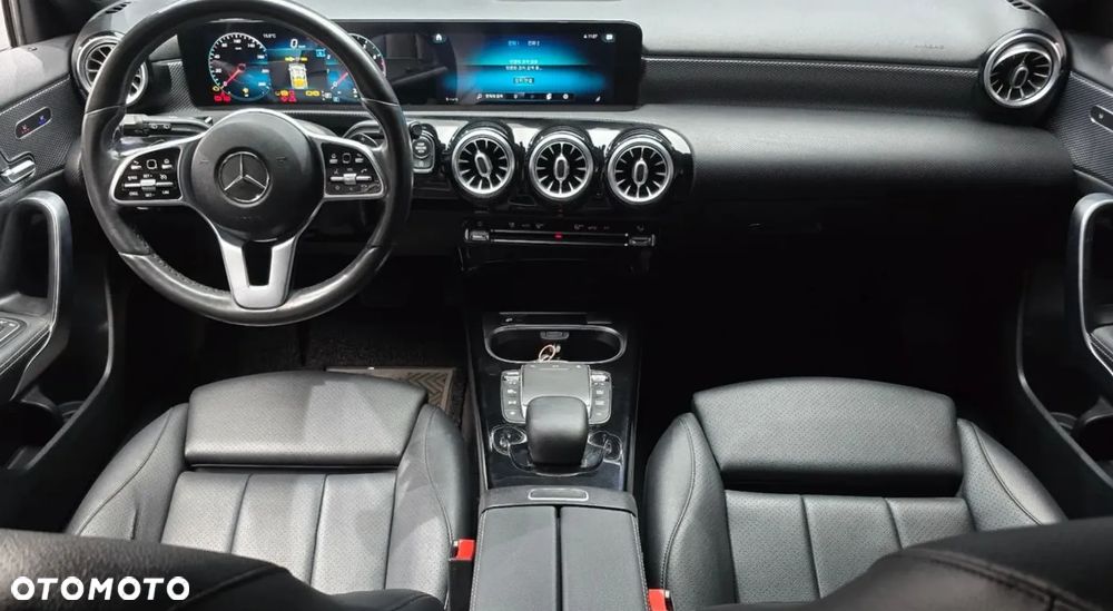 Mercedes-Benz Klasa A 220 4Matic 7G-DCT AMG Line - 8