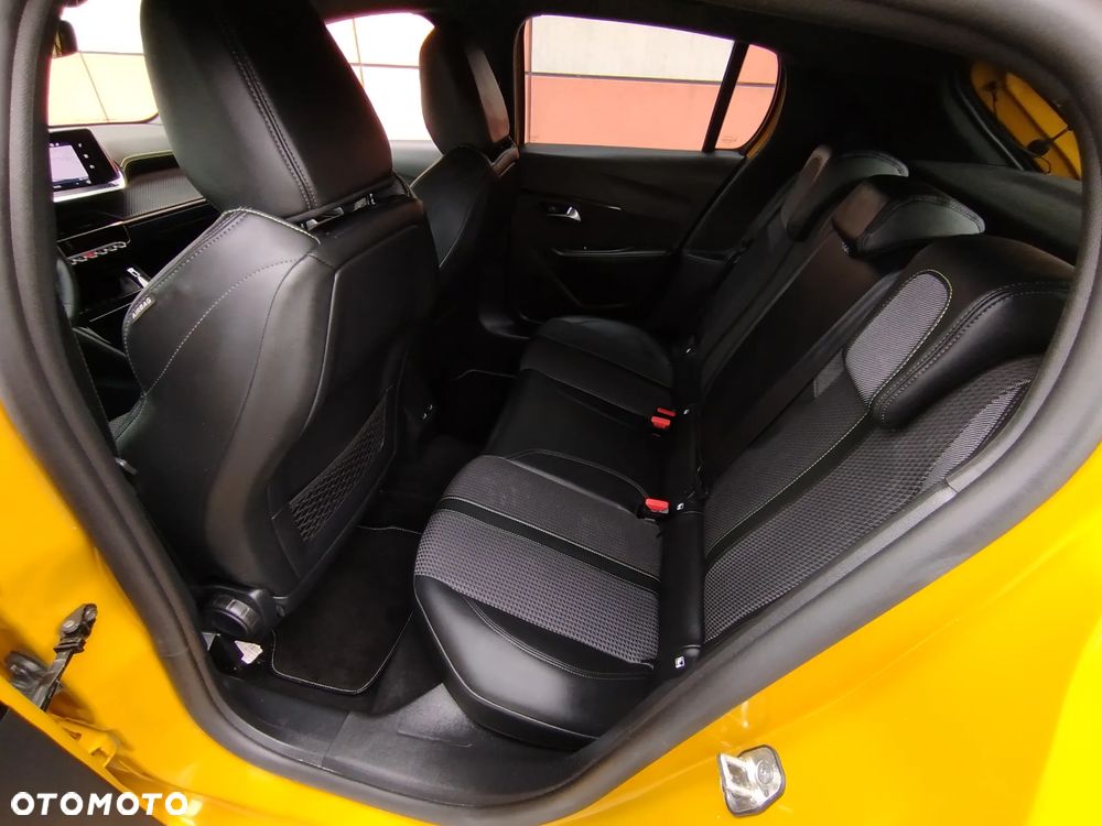 Peugeot 208 PureTech 130 EAT8 GT Pack - 25