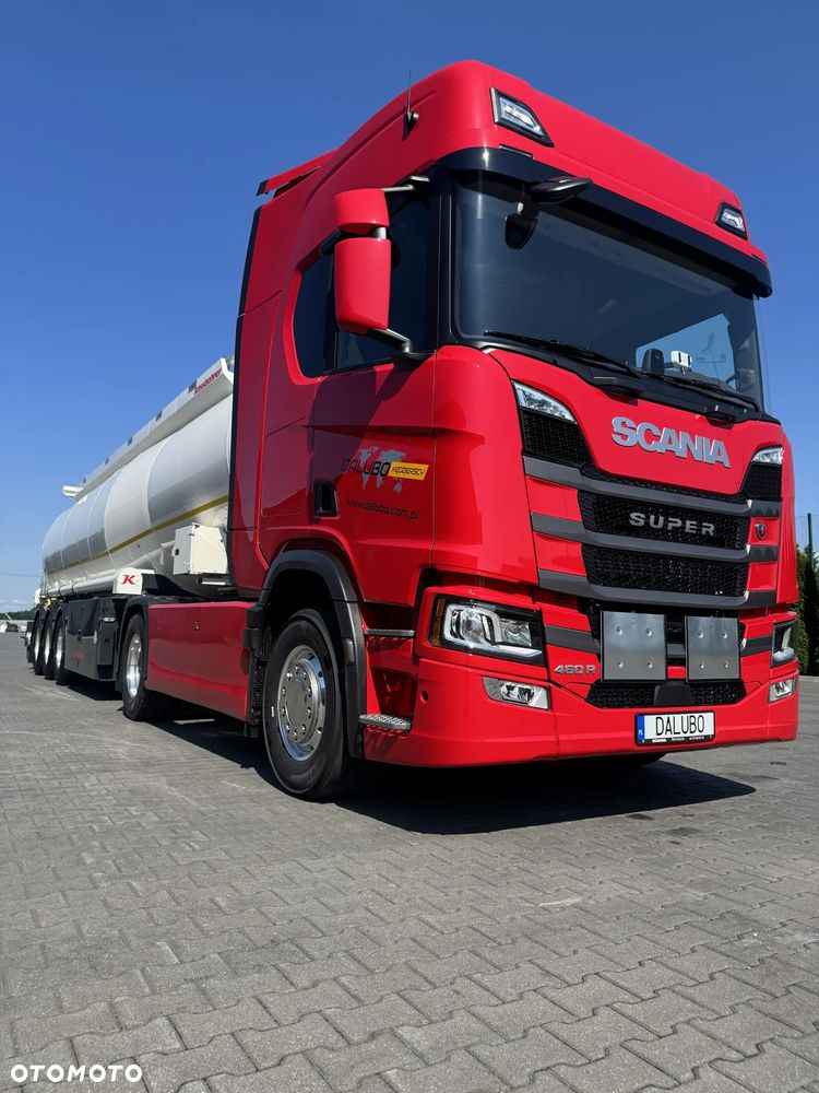 Scania R460 - ADR - 13