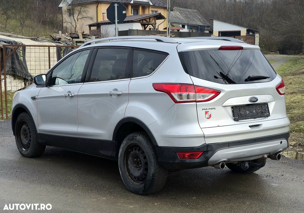 Ford Kuga 2.0 TDCi 2x4 SYNC - 4