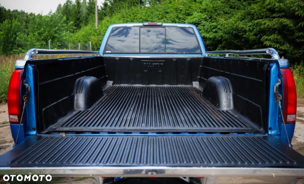 Chevrolet Silverado - 16
