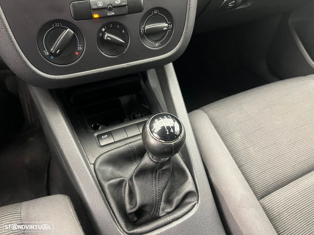 VW Golf 1.9 TDi 6V 4M Confortline - 7