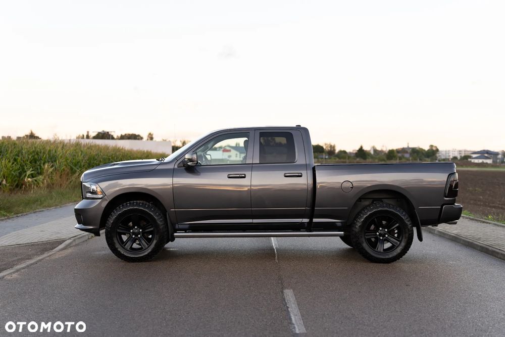Dodge RAM 5.7 4x4 - 15