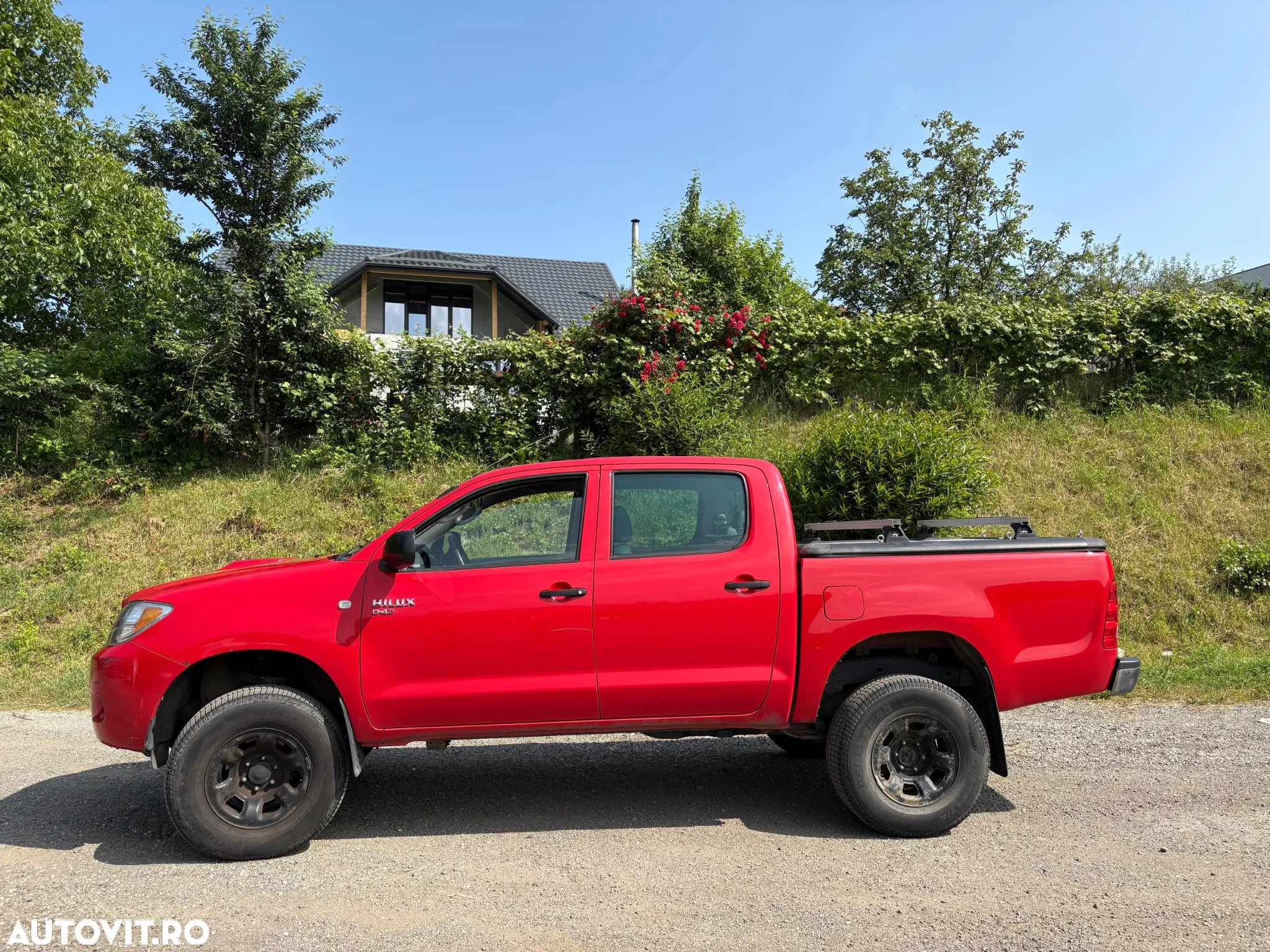 Toyota Hilux 4x4 Double Cab - 9