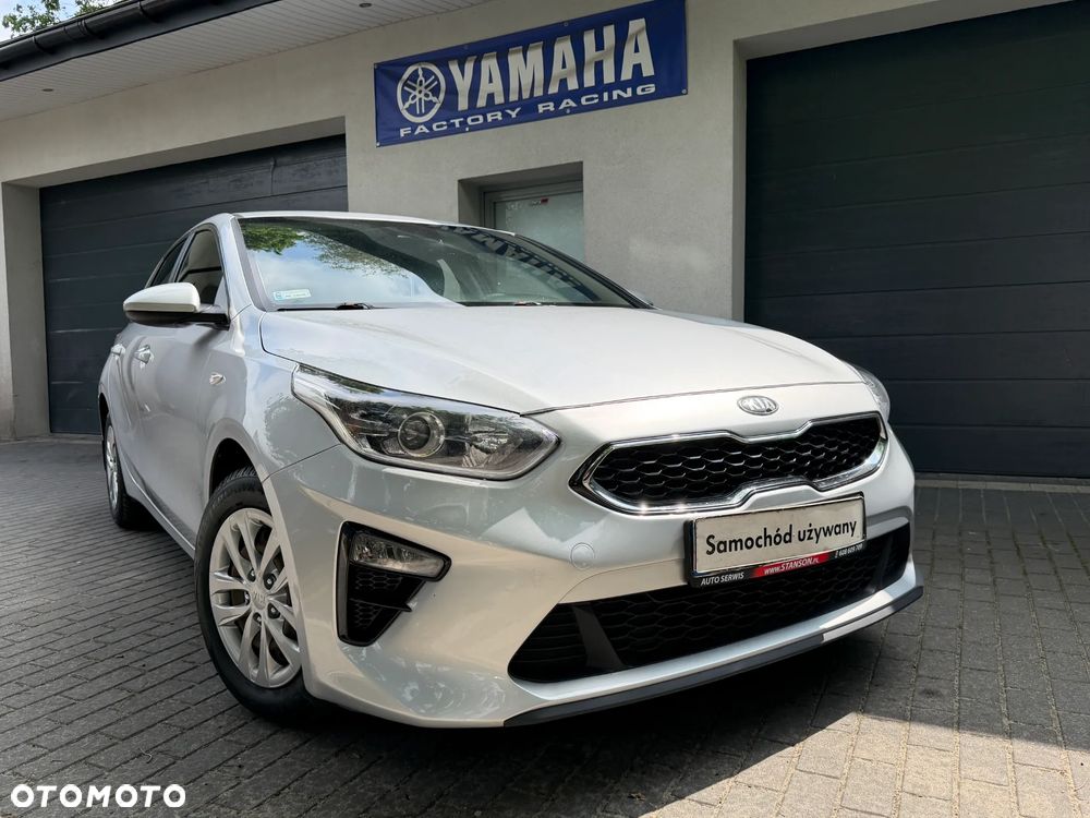 Kia Ceed 1.4 L - 8