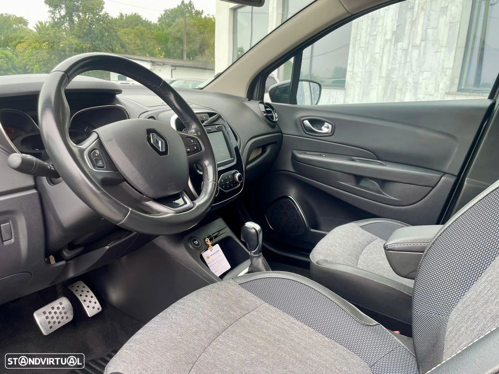 Renault Captur TCe 150 EDC GPF INTENS - 11