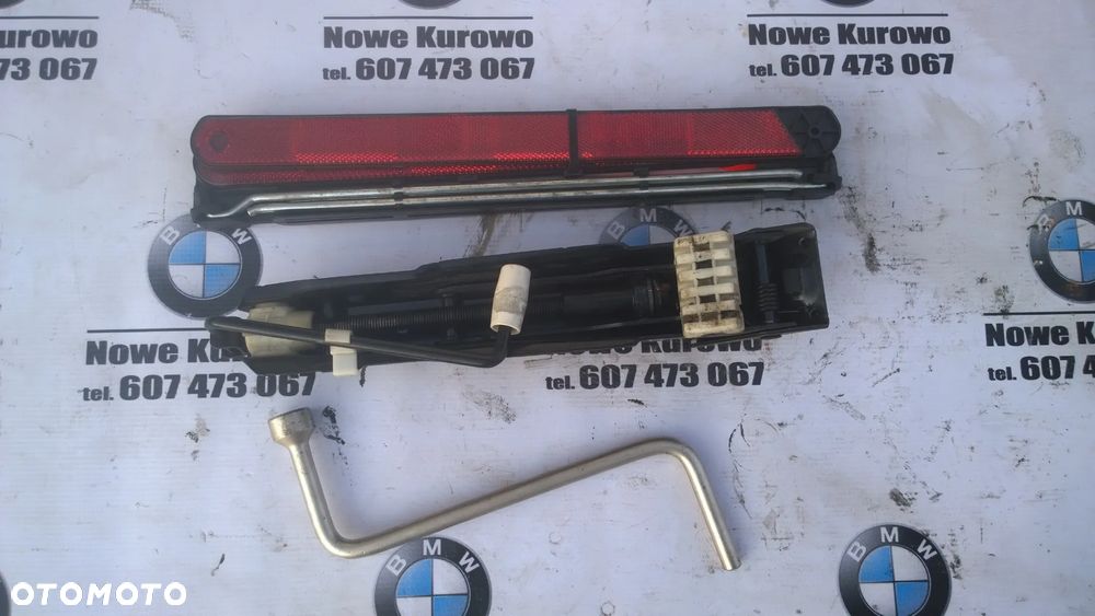 BMW E87 E90 E46  E39 E60 Lewarek samochodowy klucz do kół trójkąt - 2