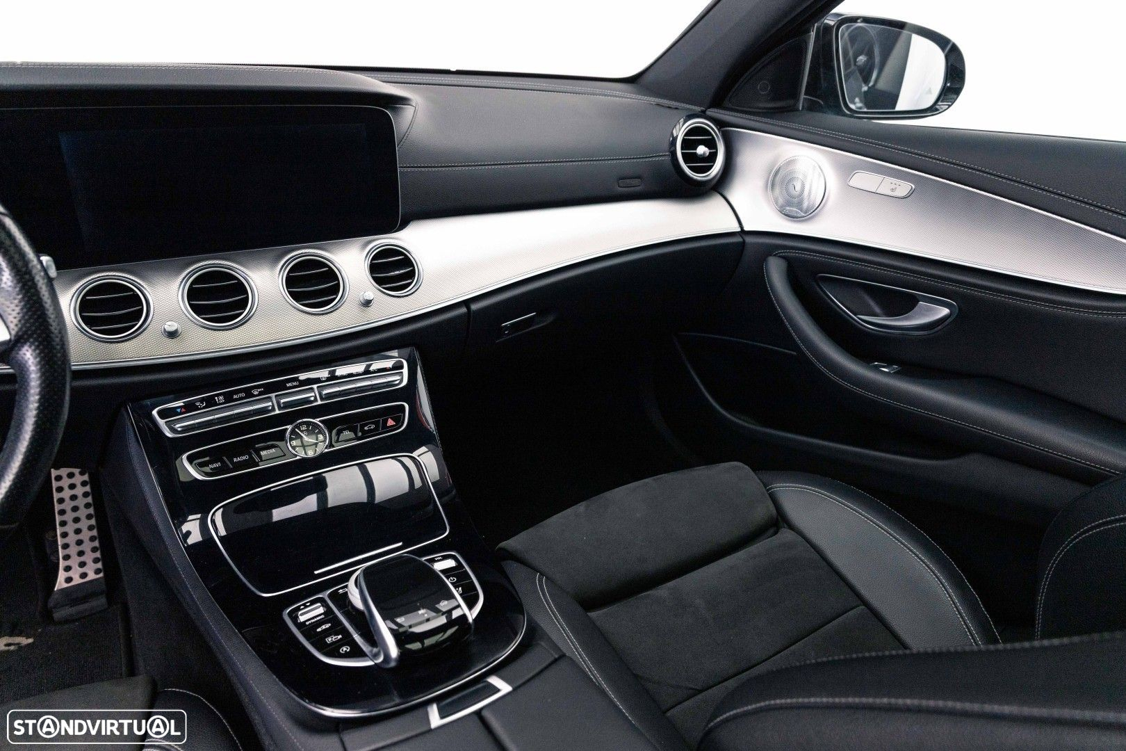 Mercedes-Benz E 220 d AMG - 10