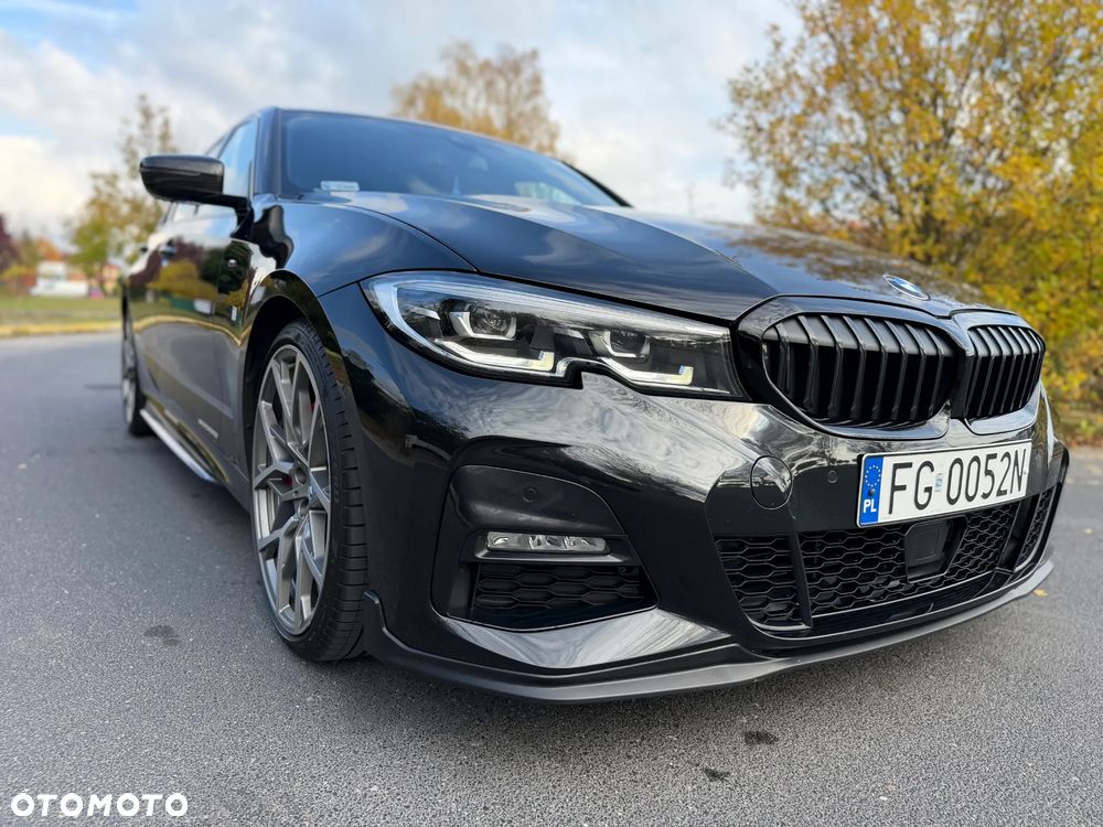 BMW 330I 2020 photo 4