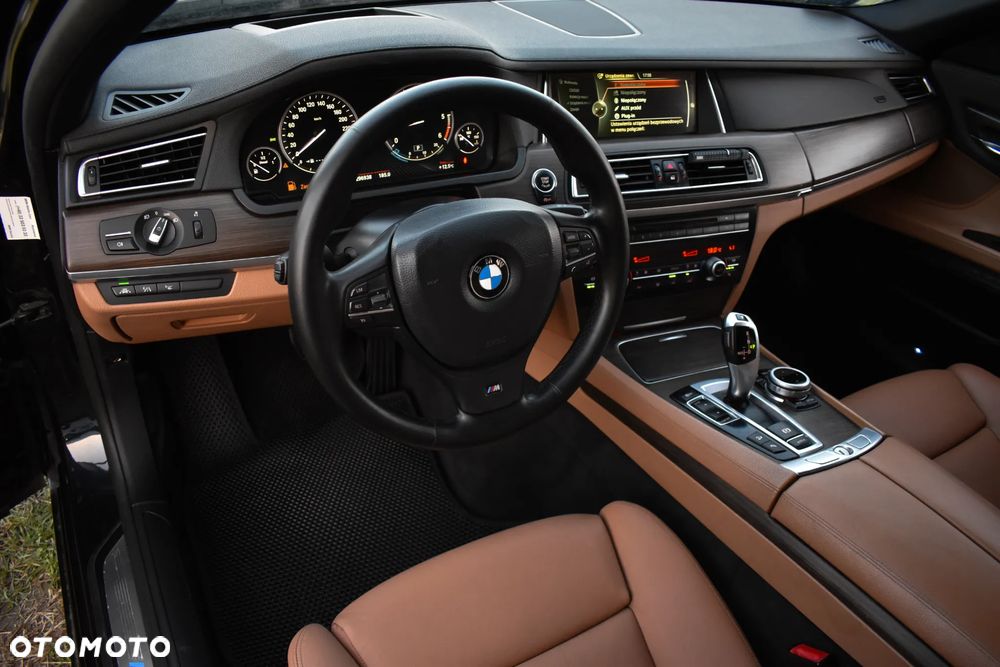 BMW Seria 7 740d Edition Exclusive - 5