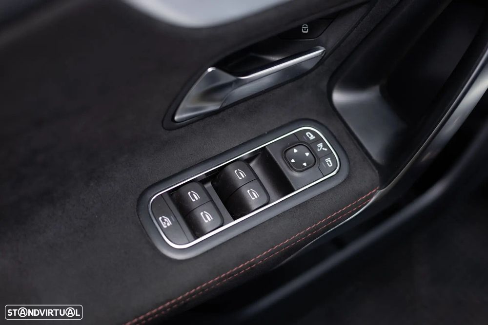 Mercedes-Benz A 180 d AMG Line Aut. - 32