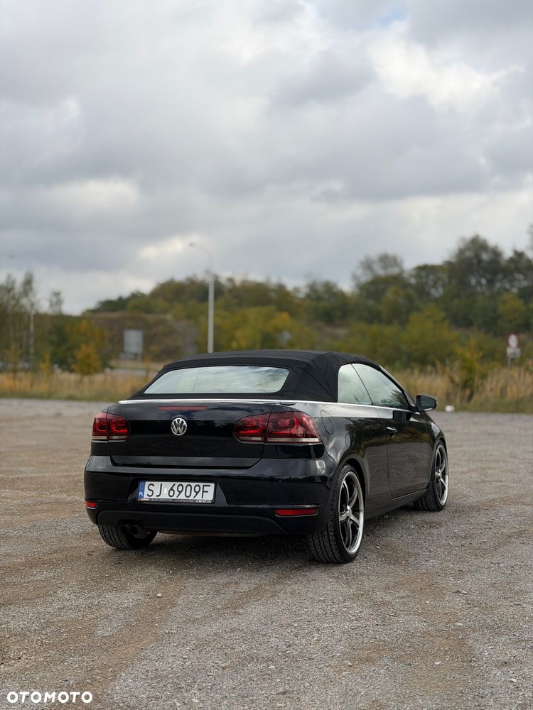 Volkswagen Golf - 8