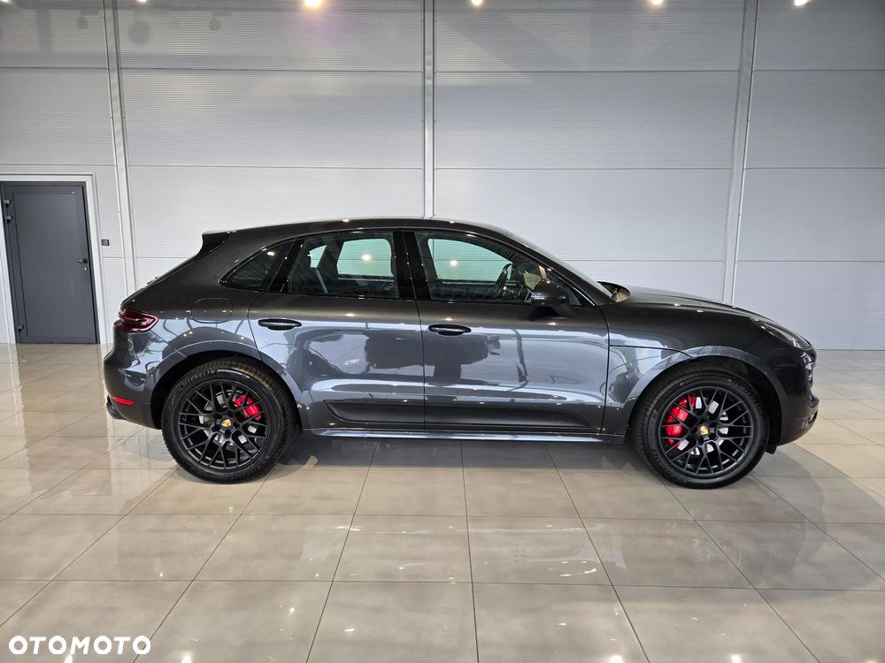 Porsche Macan GTS - 2