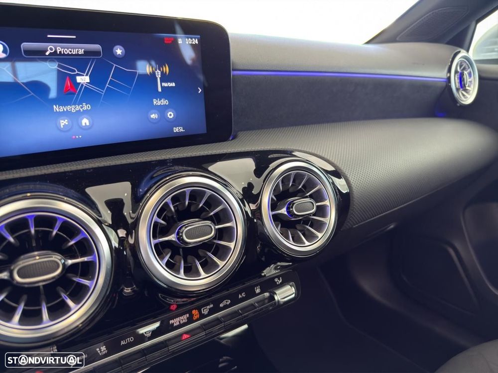 Mercedes-Benz A 250 e - 15