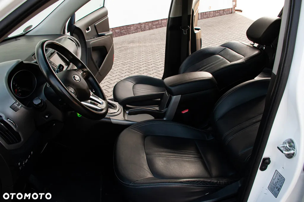Kia Sportage 2.0 CRDI XL - 6