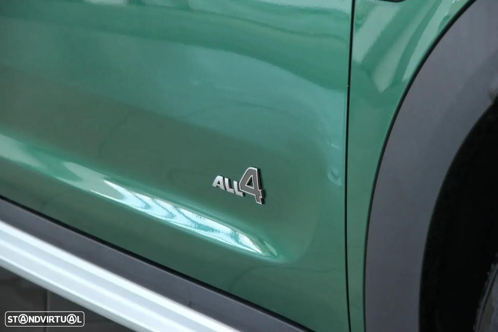 MINI Countryman Cooper SE ALL4 Auto - 29