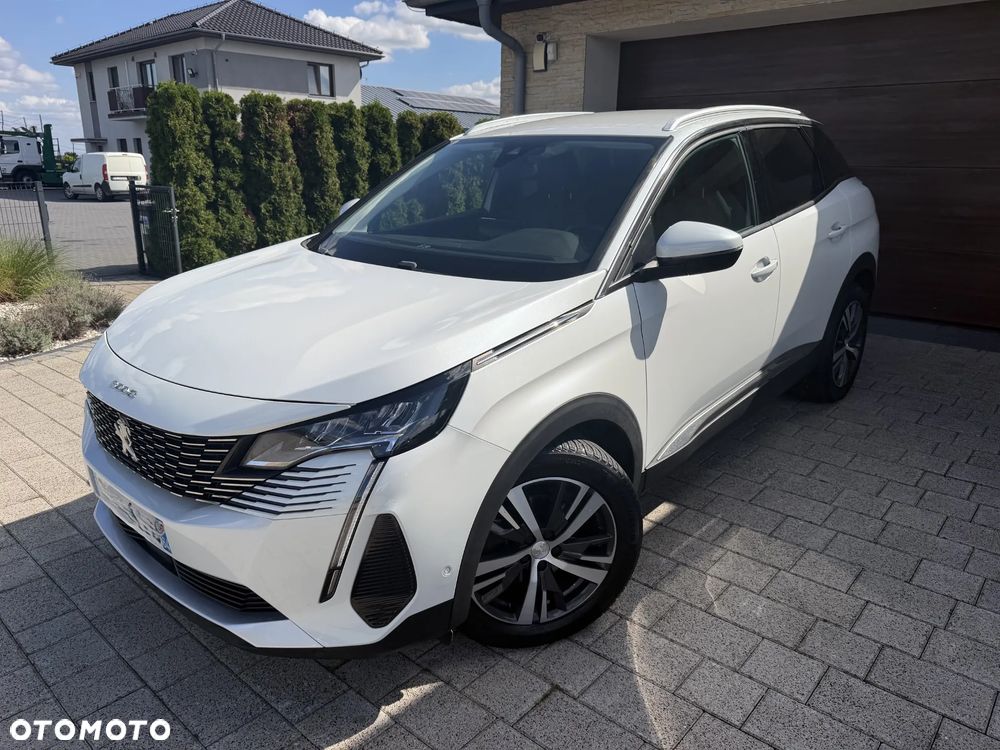 Peugeot 3008 1.2 PureTech GPF Allure S&S - 4