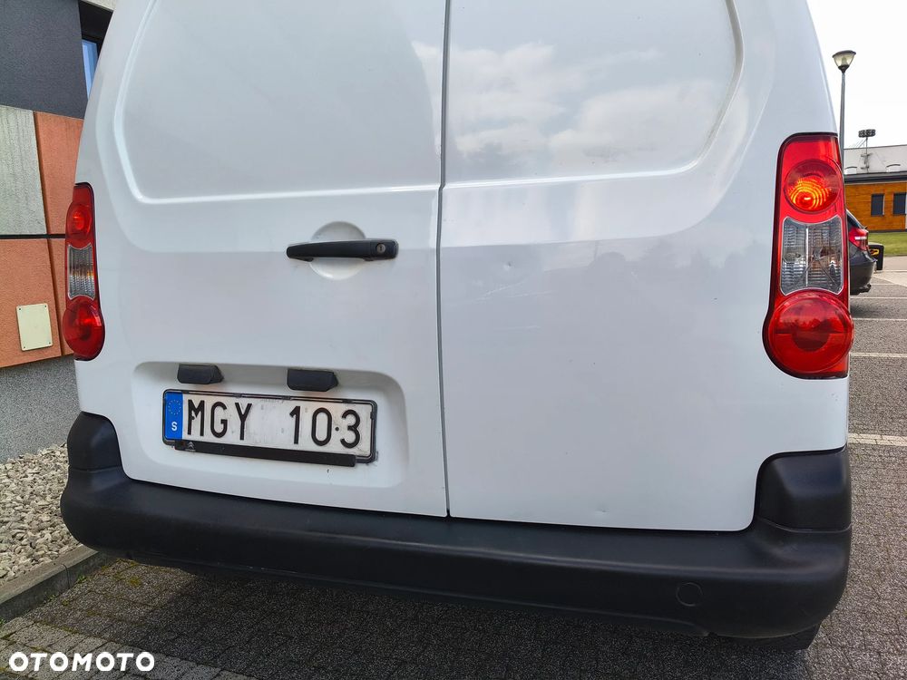 Citroën BERLINGO 1.6 HDI (90KM) 5-BIEGÓW (L1H1) KLIMA WEBASTO STAN IDEALNY 100% BEZWYPADKOWY SERWIS KM NIE MA RDZY - 33