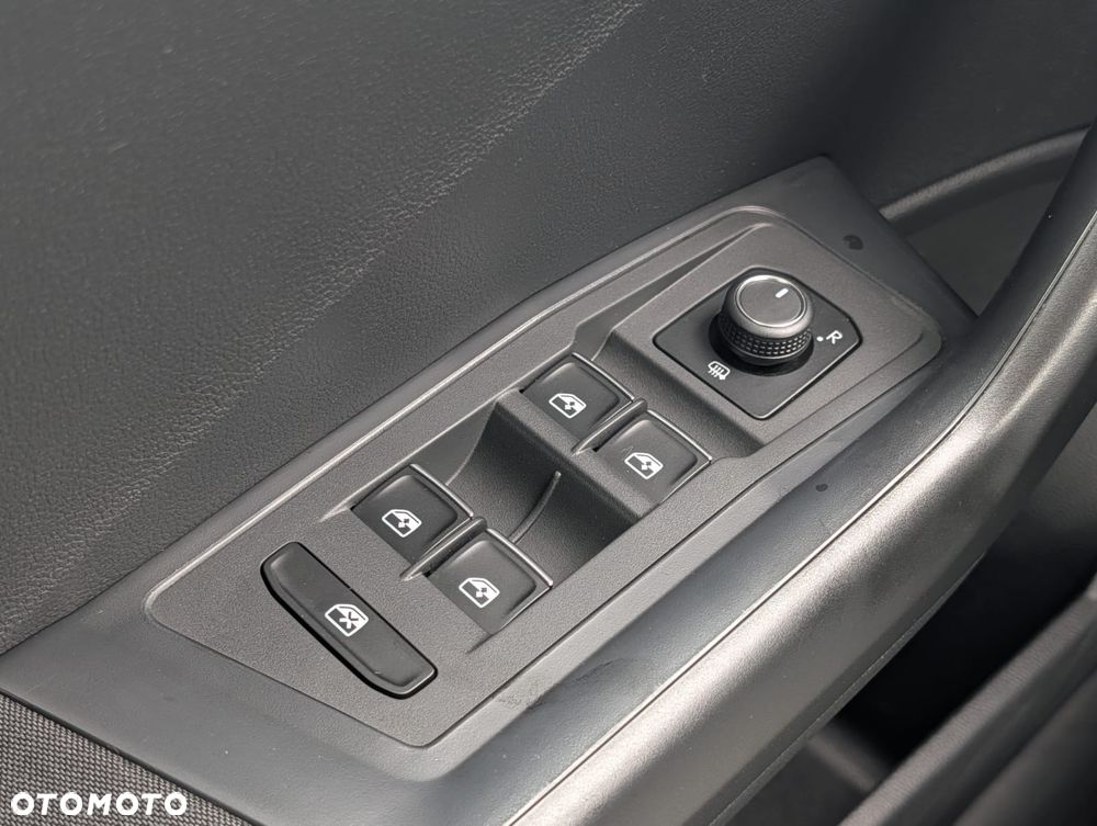 Volkswagen T-Roc 1.5 TSI GPF ACT Premium DSG - 18