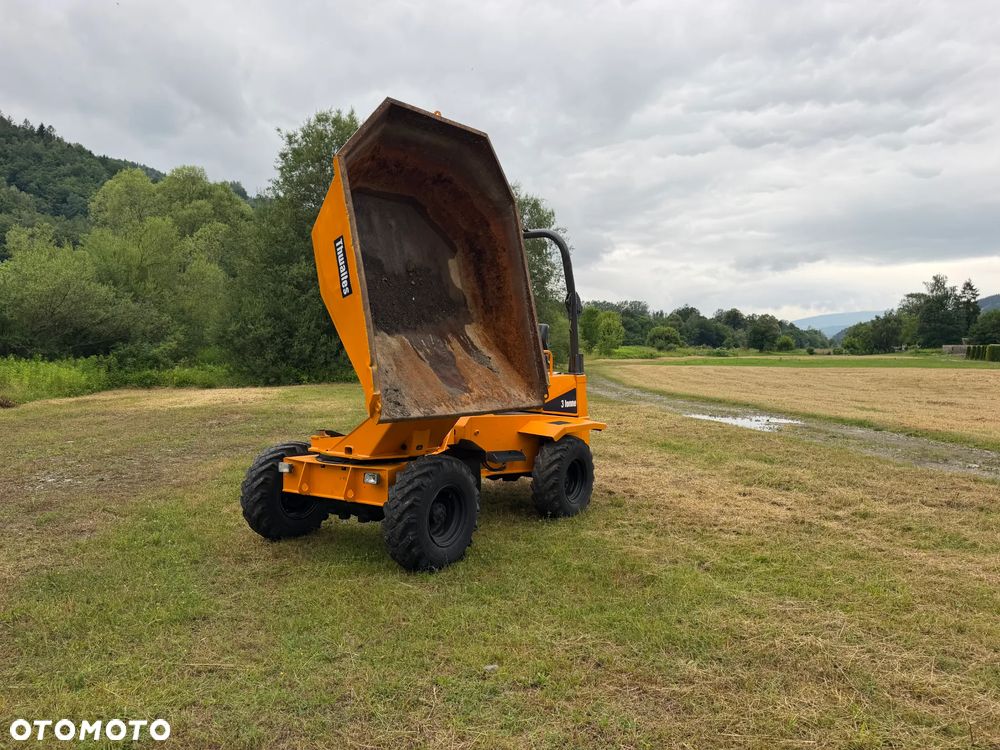 Thwaites MACH Wozidło Budowlane-Rolnicze. Wózek z Obrotową Kolebą. 3 tony ładowność. 4x4. Silnik YANMAR 4 cylindry 50 km. Jazda 3 prędkości. Maszyna w ładnym stanie z Norweskiego Gospodarstwa! Ani deka luzów i wycieków! Pełny Oryginał. Hamulce brzytwa. Serwisy w DEKRA. Maszyna Woziła lekkie ładunki. Wielka Okazja. Wszystko w pełnym Oryginale. Opony Oryginał. Oświetlenie Fabryczne!  Mocny Silnik 4 cylindry. OKAZJA TANIO - 5